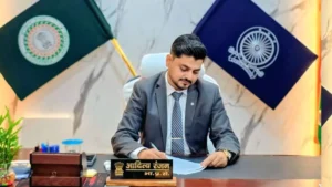 धनबाद अंचल अमीन पर गिर सकती है गाज, सीओ ने डीसी को लिखा पत्र